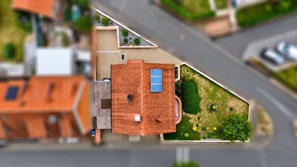 Immobilie in Kreuzwertheim - Modernisiertes 3-Parteienhaus – ca. 220 m² & attraktives Neuvermietungspotenzial - Bild 2
