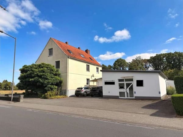 Immobilie in Enger - Enger - Mehrfamilienhaus mit Gewerbehalle - Bild 0