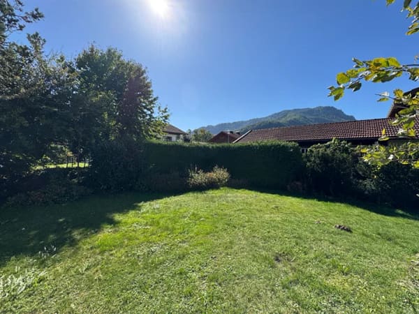 Immobilie in Unterwössen - Ruhige, erneuerte, toll ausgestattete 2-Zi.-Garten-ETW mit Südwest-Terrasse + Hobbyraum u. WC im UG - Bild 3