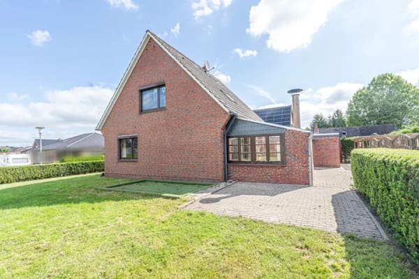 Immobilie in Stadland - Teilsaniertes Einfamilienhaus in ruhiger Siedlungslage - Bild 2