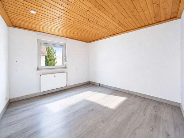 Immobilie in Neidenstein - Für Kapitalanleger – 3-Familienhaus mit bestehenden Mieteinnahmen & 7,54 % Soll-Rendite! - Bild 4