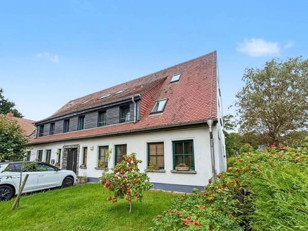 Immobilie in Prerow - Charmantes Ferienappartement mit Wintergarten in Prerow – naturnah und in Richtung Weststrand - Bild 0