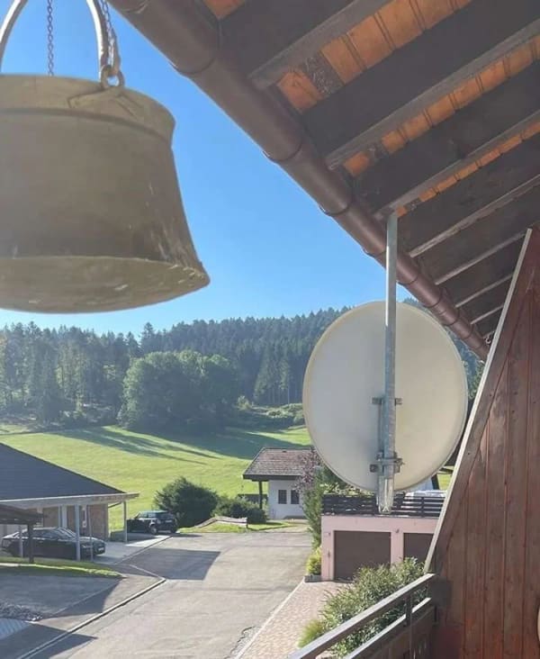 Immobilie in Herrischried - Maisonette-Wohnung mit zwei Balkonen und Garagen - Bild 3