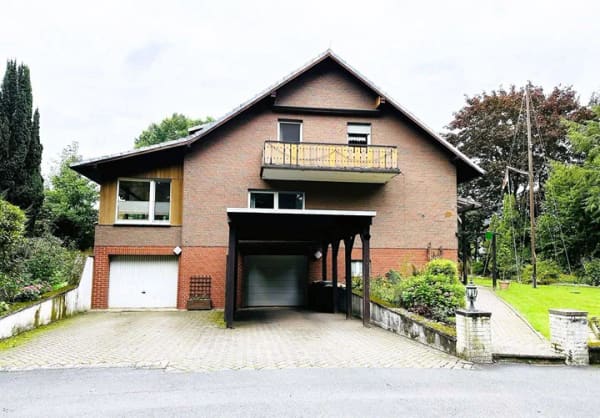 Immobilie in Hüllhorst - Traumhaftes Ein- bis Zweifamilienhaus mit großem Garten in äußerst ruhiger Lage. - Bild 2