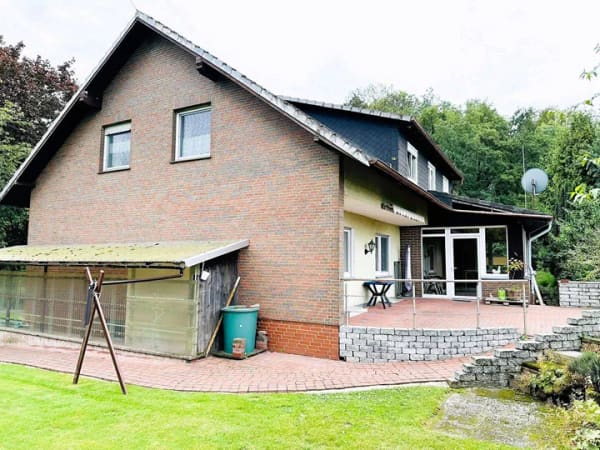 Immobilie in Hüllhorst - Traumhaftes Ein- bis Zweifamilienhaus mit großem Garten in äußerst ruhiger Lage. - Bild 3