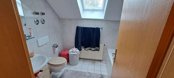 Immobilie in Peiting - Vermietete Dachgeschosswohnung mit Tiefgaragenstellplatz in Peiting - Bild 3