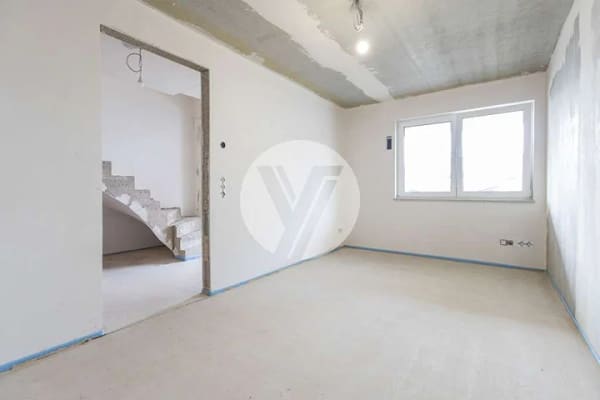 Immobilie in Föhren - Moderne Wohnhaushälfte in begehrte Lage von Föhren Gebiet "Acht" // Innenausbau (selbst)gestalten un - Bild 3