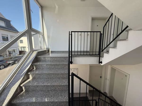Immobilie in Bürstadt - *Ideal für Eigennutzer & Kapitalanleger - 3-Zimmer-Wohnung mit Balkon und Stellplätzen* - Bild 2