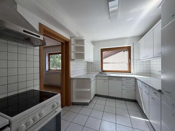 Immobilie in Hirrlingen - Ein Zuhause mit Zukunft - Einfamilienhaus mit Ausbaupotenzial und Ortsrandlage! - Bild 2