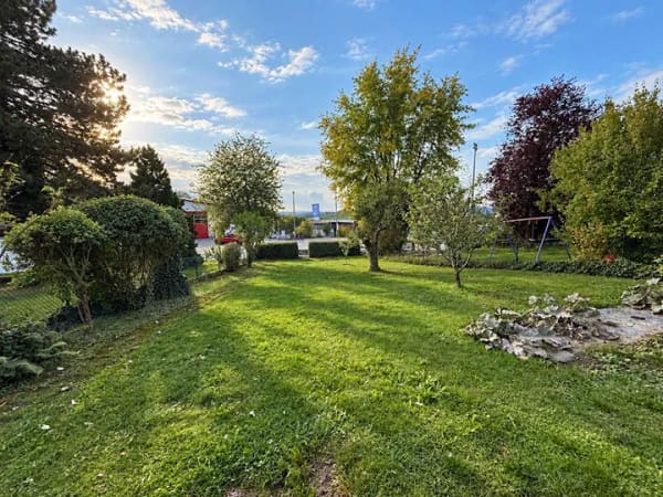 Immobilie in Rüdesheim am Rhein - Großes freistehendes Einfamilienhaus mit Fernblick + traumhaftem weiter bebaubarem Grundstück - Bild 2