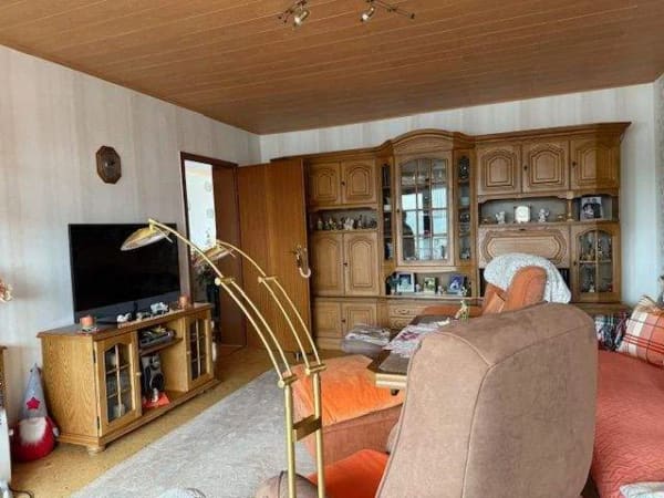 Immobilie in Fuldabrück - *****Ansprechende Aufteilung + Süd-Balkon + Stellplatz! - Bild 2