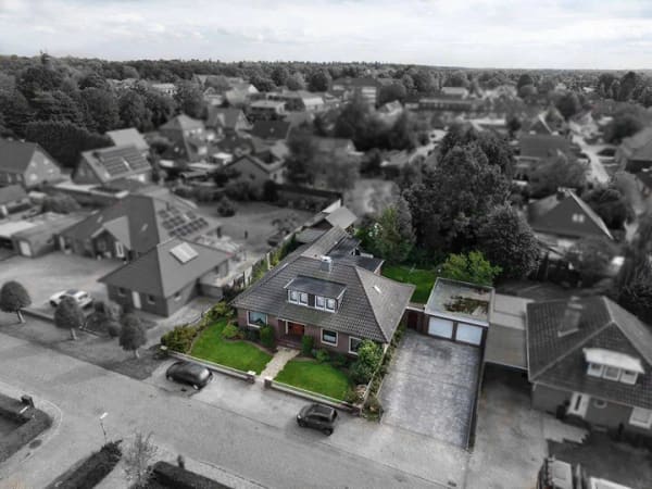 Immobilie in Hage - Großzügiges Wohnhaus mit 10 Zimmern, Garten und vielfältigen Nutzungsperspektiven in bevorzugter Lage von Hage - Bild 4