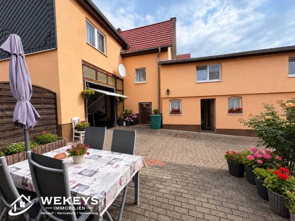 Immobilie in Buttstädt - Ländlich wohnen mit viel Freiraum - großzügiges Anwesen mit Hof, Nebengelass und weitläufigem Garten - Bild 2