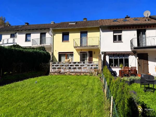 Immobilie in Plettenberg - Reihenmittelhaus mit Südgarten und Potenzial zur individuellen Gestaltung - Bild 3