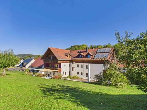 Immobilie in Bad Abbach - Attraktive Kapitalanlage mit ca. 7,4 % Rendite - inkl. großem Grundstück mit Neubaupotenzial! - Bild 3