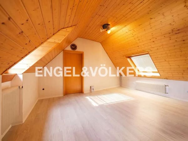 Immobilie in Münnerstadt - Wohlfühlhaus  mit Einliegerwohnung und moderner Energieversorgung - Bild 4