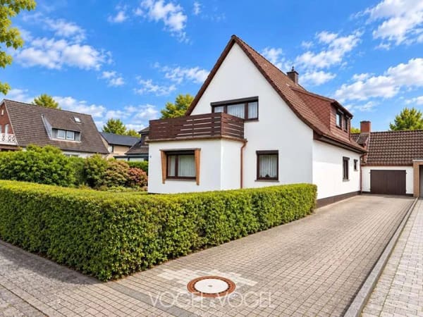 Immobilie in Oyten - Oyten: Viel Platz für Familie und Ideen – Einfamilienhaus mit großem Garten & Garage - Bild 2