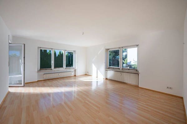 Immobilie in Blaichach - Vielseitig nutzbares  Mehrfamilienhaus   mit großzügigem Garten und 2 Einzelgaragen im Allgäu - Ettensberg-Blaichach - Bild 4