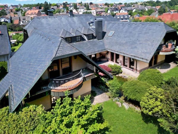 Immobilie in Haibach - Traditionelle Unternehmervilla mit Haibacher Geschichte - Bild 0