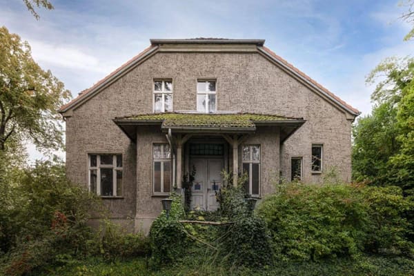 Immobilie in Wildau - Sanierungsobjekt auf großflächigem Grundstück - Bild 1