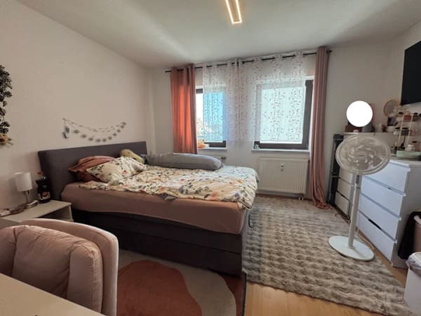 Immobilie in Graben - Kurze Wege, beste Anbindung - attraktive 3-Zimmer-Wohnung - Bild 1