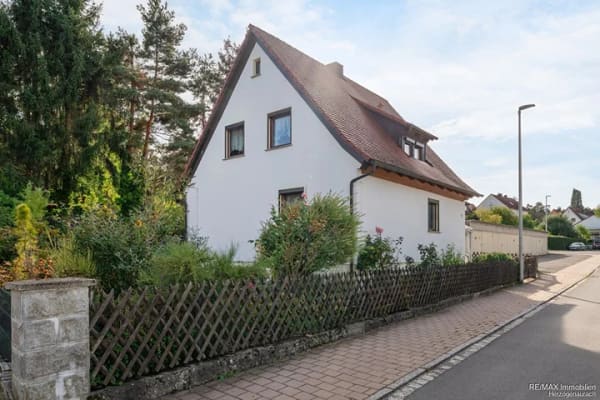 Immobilie in Oberreichenbach - Klein & fein – einfach zum Wohlfühlen - Bild 1