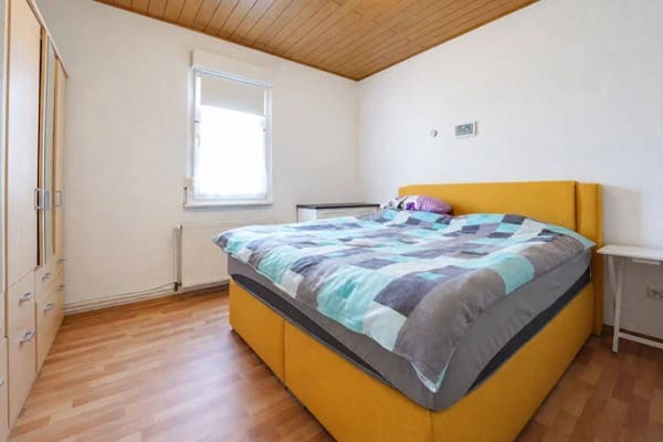 Immobilie in Kelsterbach - Zentral gelegenes Zweifamilienhaus für Gartenmuffel - Bild 3