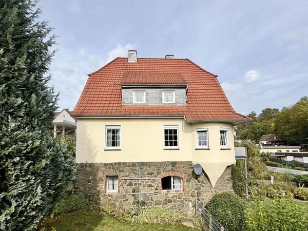 Immobilie in Bad Wildungen - Einfamilienhaus mit historischem Charme und liebevoll gestaltetem Garten - Bild 4