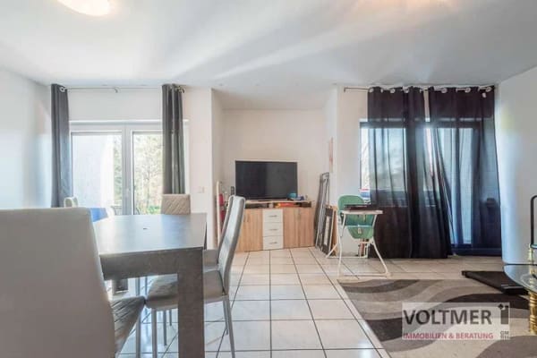 Immobilie in Homburg - RÜCKZUGSORT - Reihenmittelhaus mit Balkonen, Terasse und Garten in ruhiger Lage von Homburg! - Bild 3