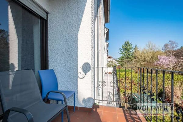 Immobilie in Homburg - RÜCKZUGSORT - Reihenmittelhaus mit Balkonen, Terasse und Garten in ruhiger Lage von Homburg! - Bild 4