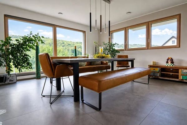 Immobilie in Langsur - Exklusives Einfamilienhaus in Metzdorf – modernes Wohnen mit Pool und Sauna  - Bild 2
