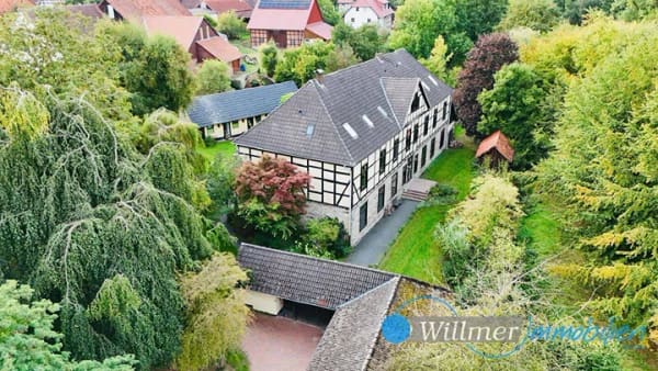 Immobilie in Hardegsen - Historischer Charme trifft modernen Wohnkomfort - Exklusive Altbauwohnung mit separatem Atelier in Hevensen - Bild 3