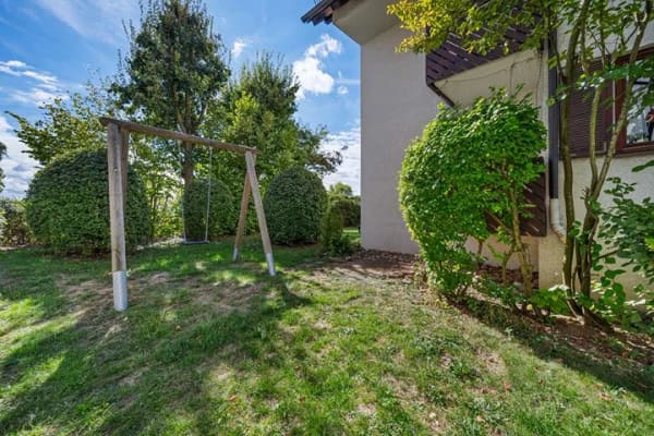 Immobilie in Kusterdingen - 4-Zimmer-Dachgeschosswohnung mit Balkon und herrlicher Aussicht in Kusterdingen-Wankheim - Bild 2