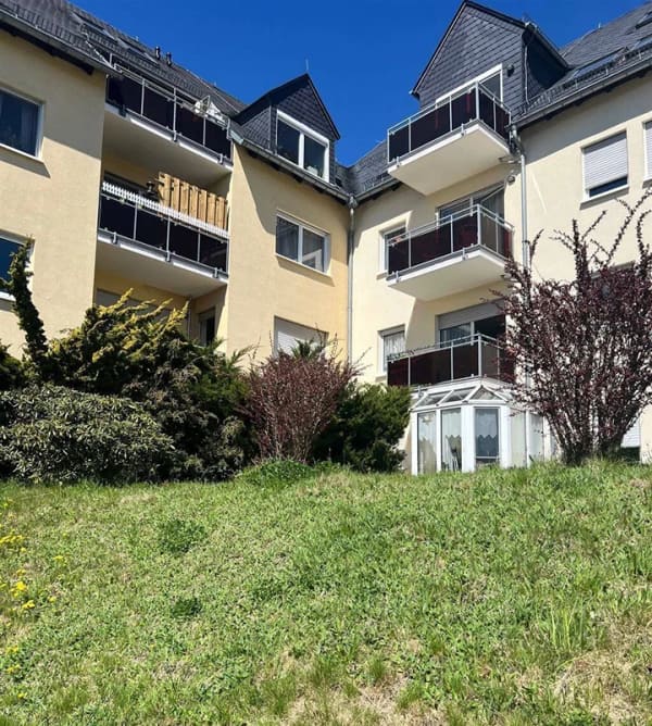 Immobilie in Hartenstein - * Über  8 % BRUTTORENDITE * Appartement mit Wintergarten und Terrasse - Bild 0