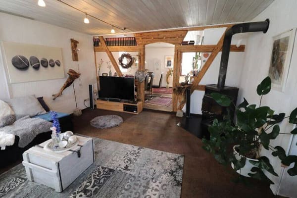 Immobilie in Schelklingen - Historisches Juwel mit Potenzial: Denkmalgeschütztes Wohnhaus & Scheune - Bild 2