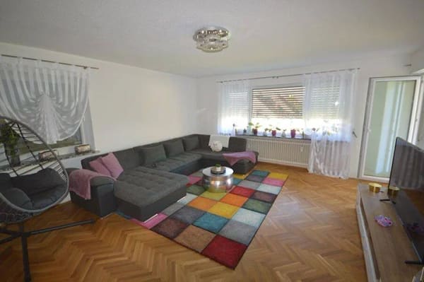 Immobilie in Bad Schussenried - Zwei Wohnung Kaufen  Schöne 3 Zimmerdachgeschoss und 4 Zimmerwohnung in Bad Schussenried  - Bild 1