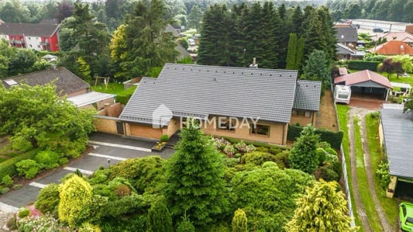 Immobilie in Klein Bennebek - Exklusives Haus mit 2 Einheiten, 377 m² Wohnfläche und Gartenparadies - ideal für Wohnen & Arbeiten - Bild 3