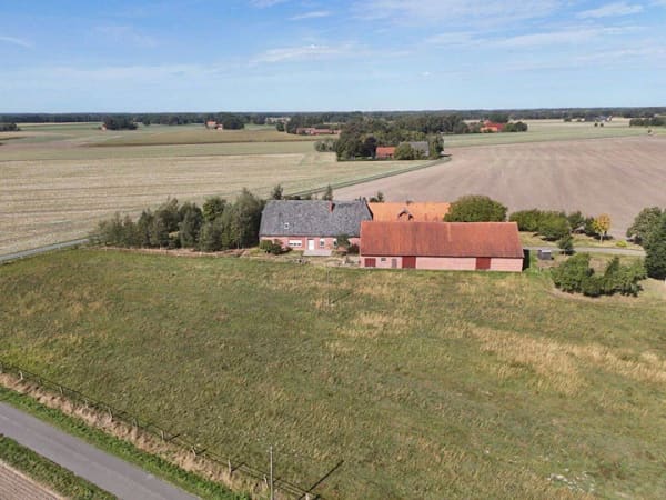 Immobilie in Asendorf - Leben auf dem Land - Großzügige Hofstelle in U-Form mit Platz für Mensch und Tier - Bild 3