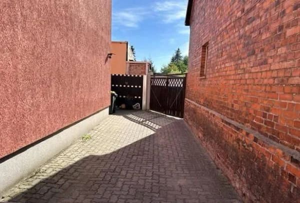 Immobilie in Dessau-Roßlau - Solide für Um-und Ausbau ! - Bild 3