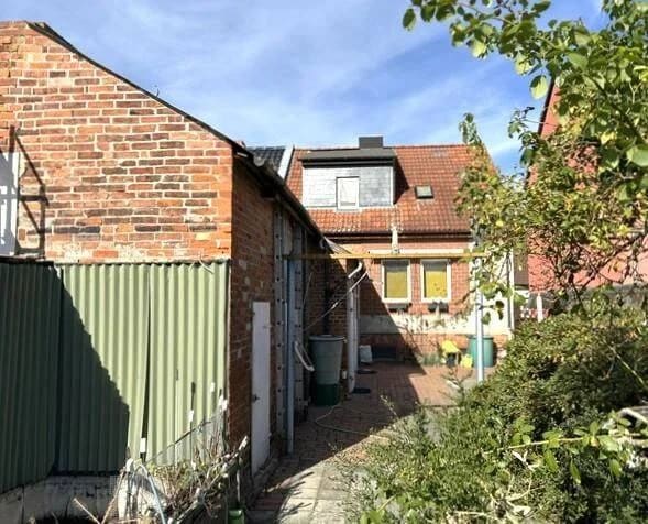 Immobilie in Dessau-Roßlau - Solide für Um-und Ausbau ! - Bild 4