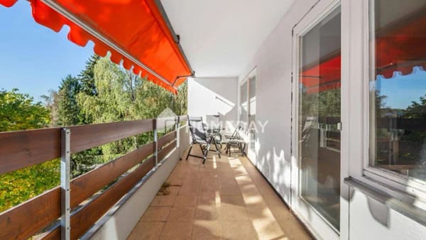 Immobilie in Bad Teinach-Zavelstein - Wohnen im Grünen: Gepflegte Drei-Zimmer-Wohnung mit Loggia und Stellplatz - Bild 2