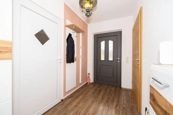Immobilie in Üchtelhausen - Platz für die ganze Familie - Wohnen & Leben mit Komfort - Bild 4