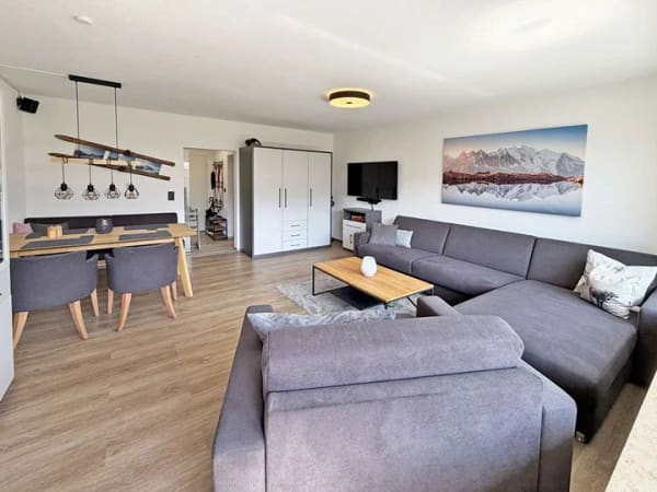 Immobilie in Oberstdorf - Gepflegtes Apartment mit Balkon und Bergblick - Bild 0