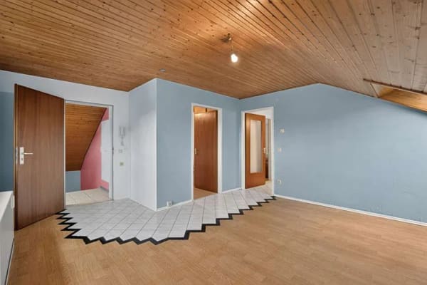 Immobilie in Keltern - Charmante 3-Zimmer-Dachgeschosswohnung mit Stellplatz in Keltern-Dietlingen - Bild 0