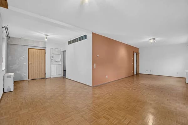 Immobilie in Keltern - Helle 3,5-Zimmer-Wohnung mit Balkon, Garage und viel Platz in ruhiger Lage - Bild 0