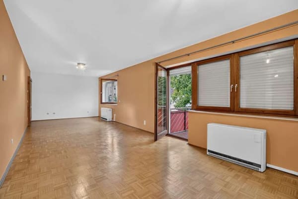 Immobilie in Keltern - Helle 3,5-Zimmer-Wohnung mit Balkon, Garage und viel Platz in ruhiger Lage - Bild 2