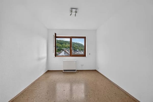 Immobilie in Keltern - Helle 3,5-Zimmer-Wohnung mit Balkon, Garage und viel Platz in ruhiger Lage - Bild 4
