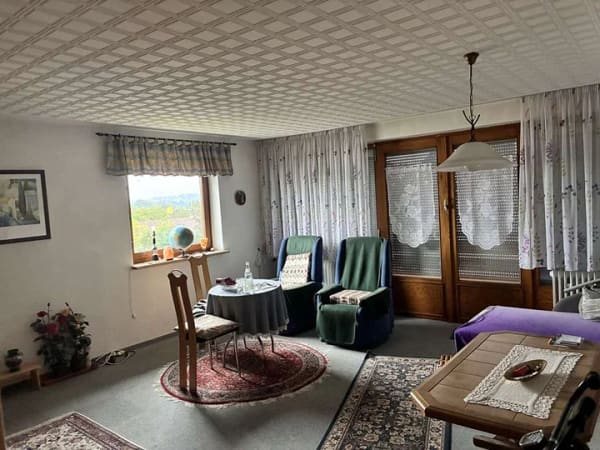 Immobilie in Marktleugast -  Einfamilienhaus mit viel Platz in Marktleugast - Bild 2