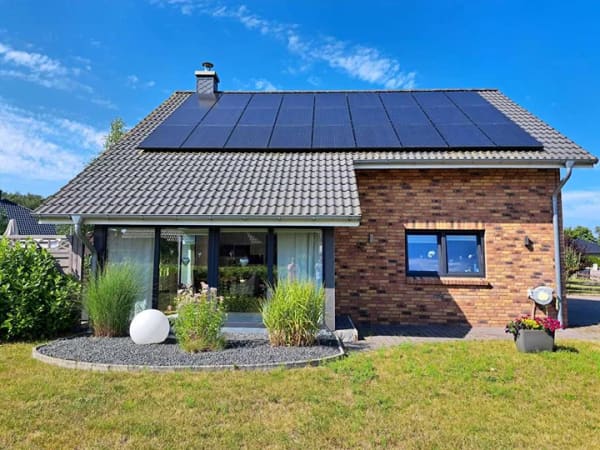 Immobilie in Tarp - Modernes Einfamilienhaus mit preisbewusstem Energiekonzept - Bild 0