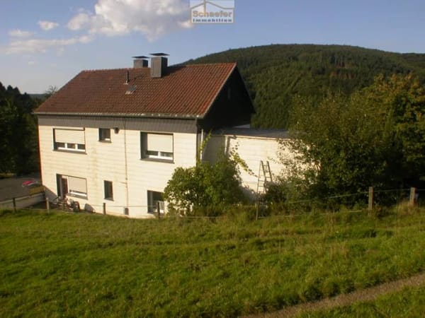 Immobilie in Iserlohn - Historisches Anwesen mit Wald, Weiden und einzigartiger Aussicht sucht Handwerker - Bild 1